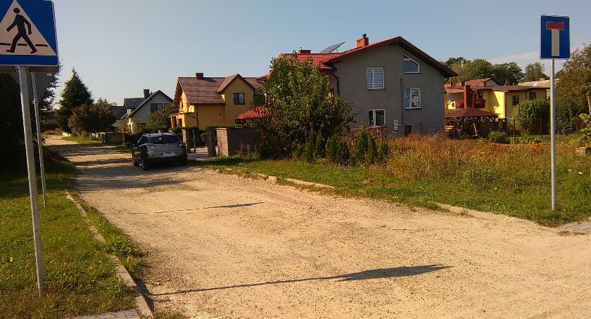 RYKI. Sportowa czeka na nową nawierzchnię