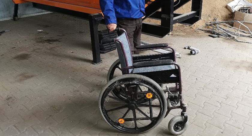 Ryki. Wózek inwalidzki trafił na wysypisko, ale może komuś się przyda