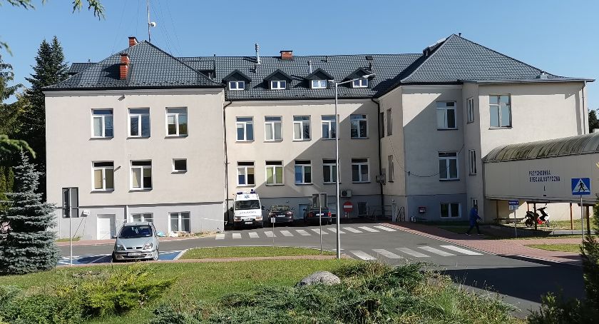 81-letni mieszkaniec powiatu ryckiego zmarł na koronawirusa
