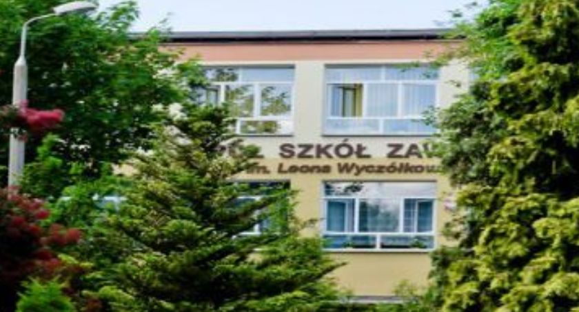 Zamów książki i pomóż bibliotece