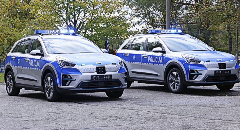 Nowe radiowozy tym razem nie trafią do powiatu ryckiego