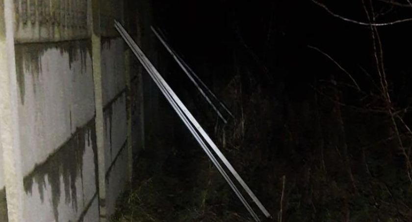 Ukradł profile warte 8 tys. zł. Wpadł na gorącym uczynku