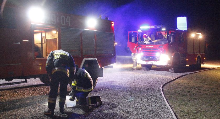 Niespokojna noc w Leopoldowie (gm. Ryki). Interweniowała straż pożarna