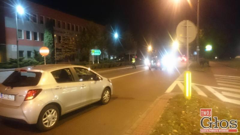 Piesza potrącona na pasach