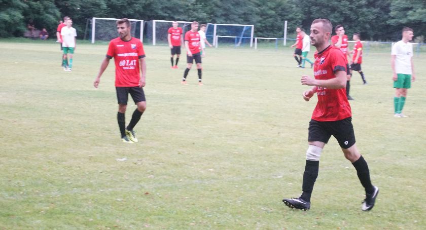 Amator oddał punkty i fotel lidera
