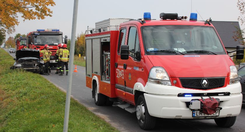 RYKI Wypadek na ulicy Swatowskiej. Kobieta z dzieckiem przewiezieni do szpitala