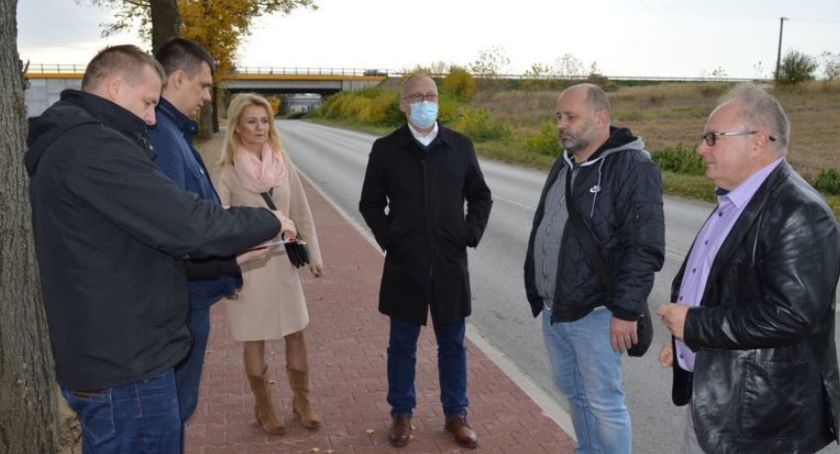 RYKI: Jest chodnik przy ul. Królewskiej 