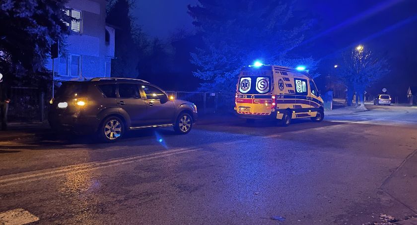 Stłuczka na skrzyżowaniu. Kierowca Mitshubishi wymusił pierwszeństwo
