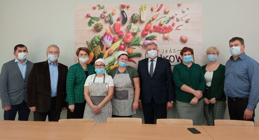 Nowa stołówka przyciąga uczniów