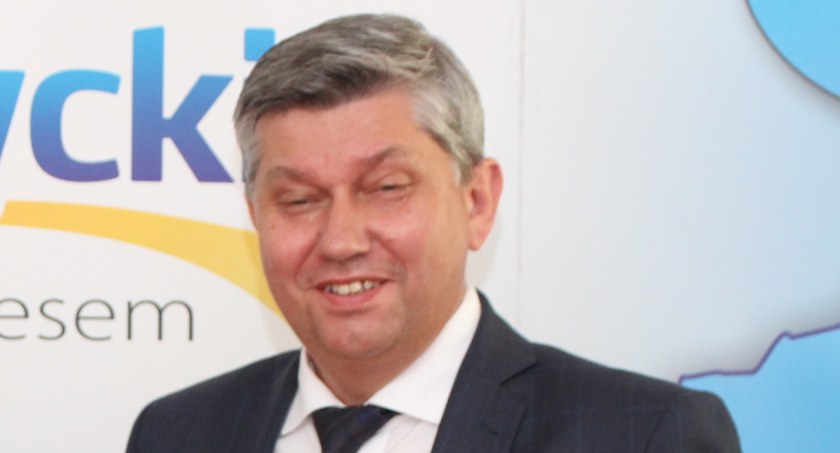 RYKI: Pensja burmistrza poszła w górę