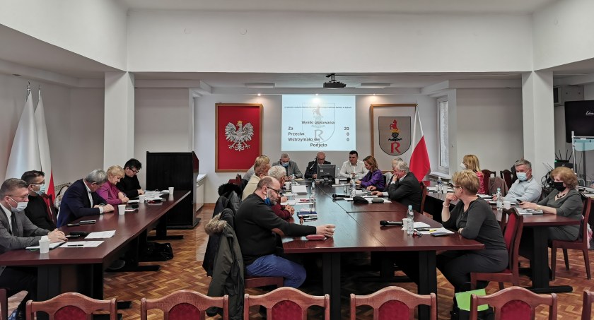 Rada Miejska w Rykach murem za Ukrainą