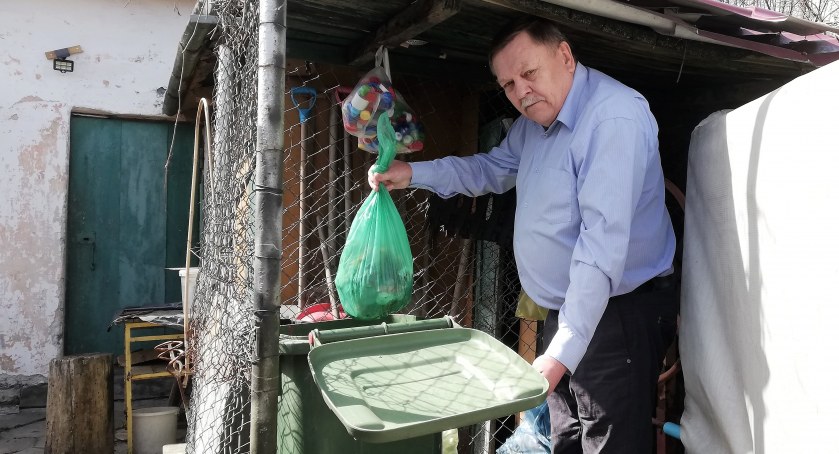 Pomagasz uchodźcom? Możesz zapłacić więcej za śmieci