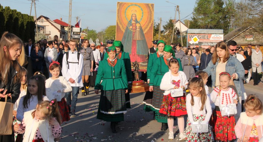 Kopia cudownego obrazu Matki Bożej Kodeńskiej znów w Kłoczewie (ZDJECIA)