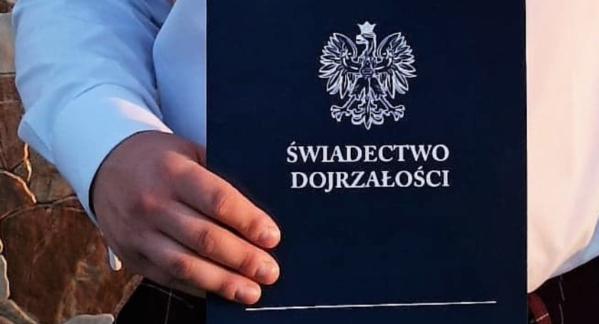 W powiecie ryckim maturę zdało 288 maturzystów na 417 zdających