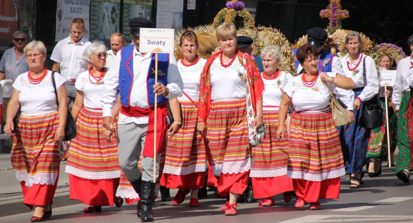 Dożynki w pełnym słońcu. Wieczorem publiczność rozgrzała Red Lips (ZDJĘCIA)