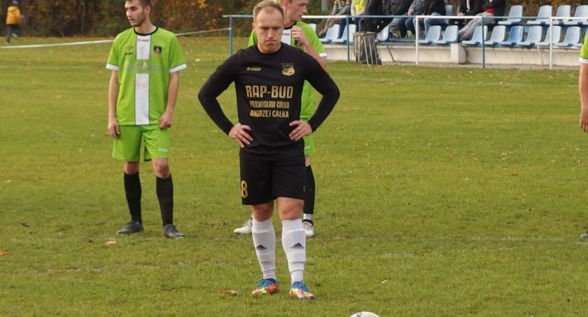 Hat trick Mateusza Nakoniecznego dał wygraną Amatorowi  (foto)