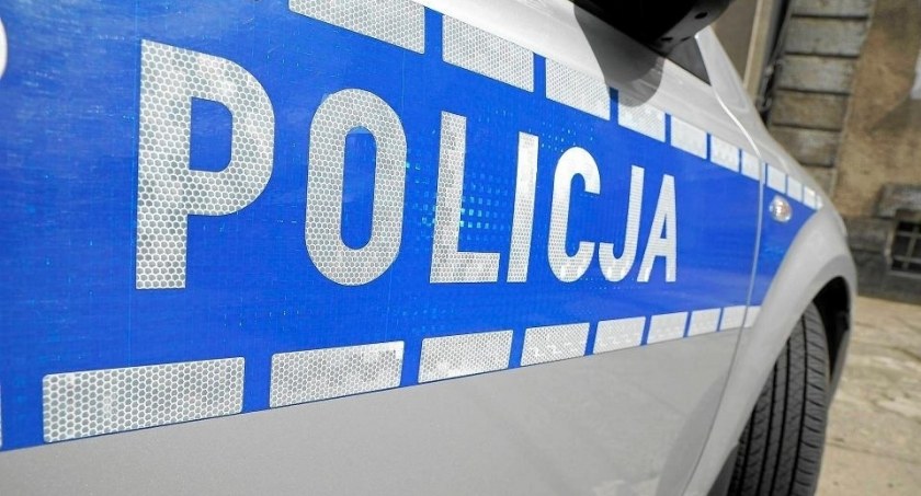 40-latek znęcał się nad byłą żoną. Podczas interwencji znieważył i naruszył nietykalność cielesną policjantów