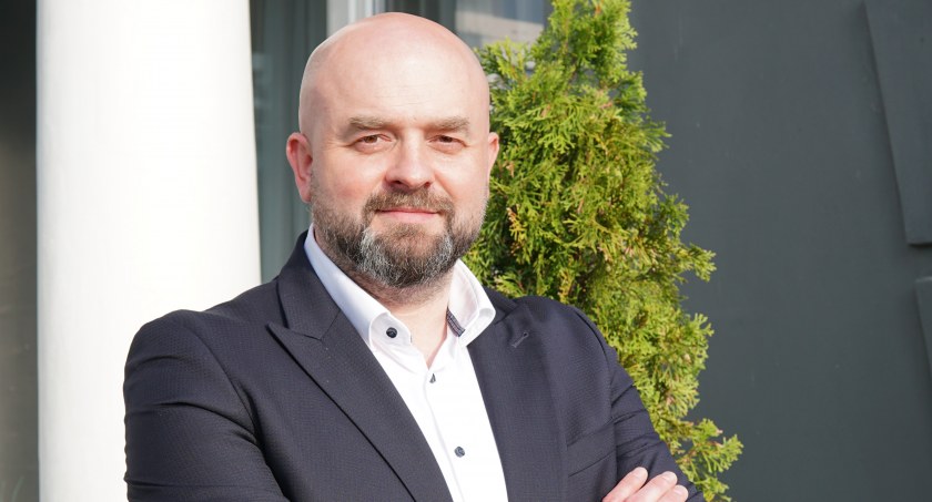 Bartłomiej Pejo w Rykach: Pieniądze, które daje rząd, musi wcześniej komuś zabrać