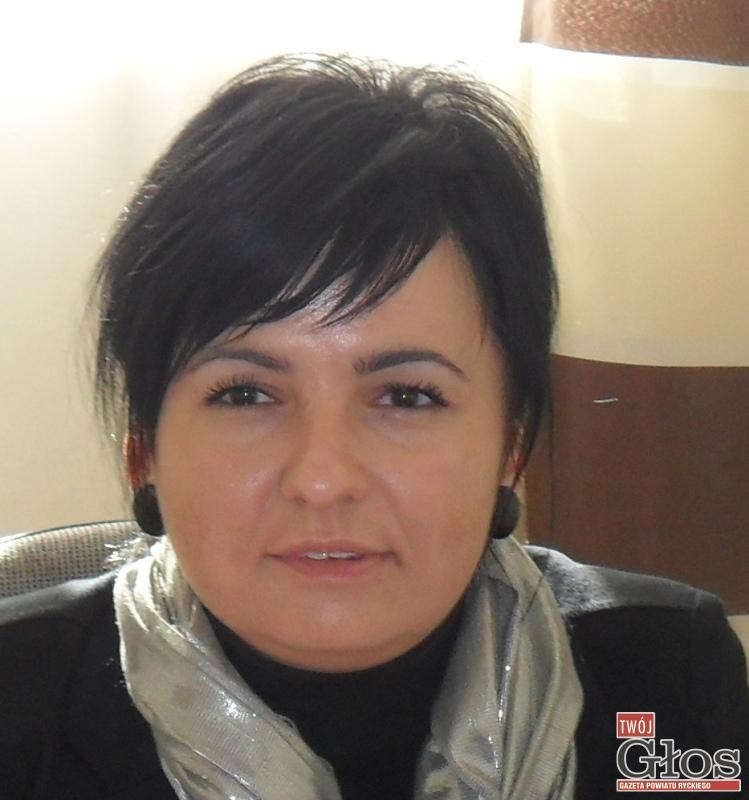 Sama wychowuje dziecko, dostała wypowiedzenie
