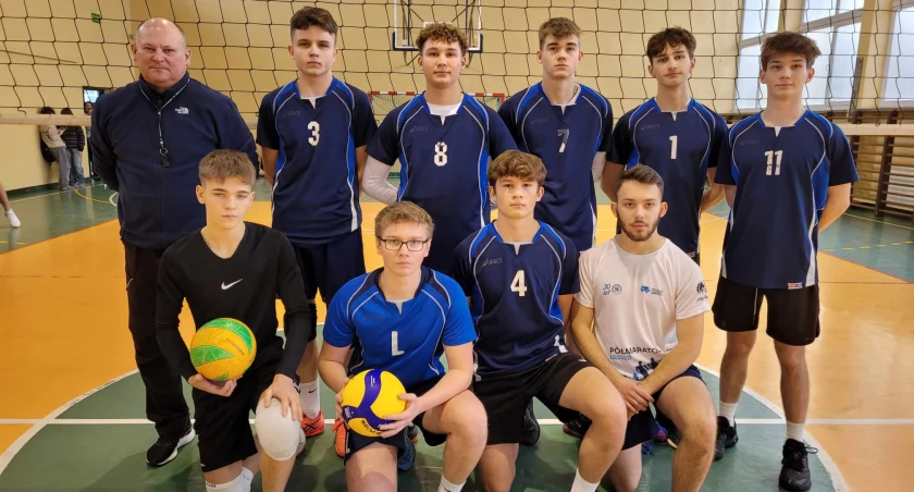 Rycki Ogólniak i Brzozowa zagrają w siatkarskich mistrzostwach powiatu SZS