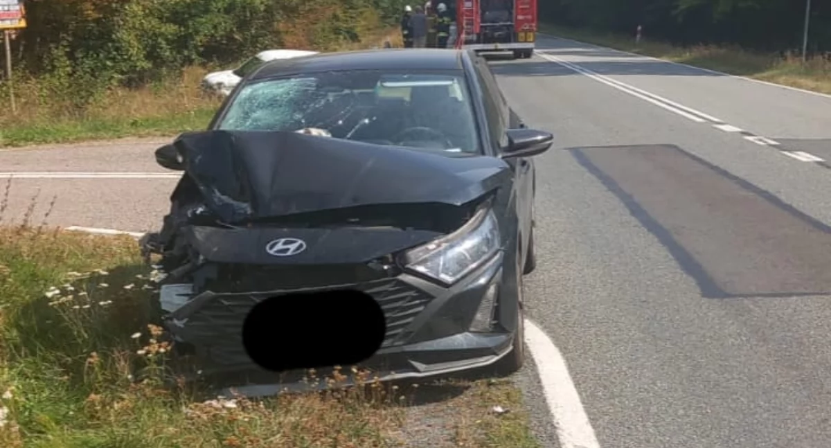 Utrudnienia na DK 48. Wypadek z udziałem dwóch pojazdów