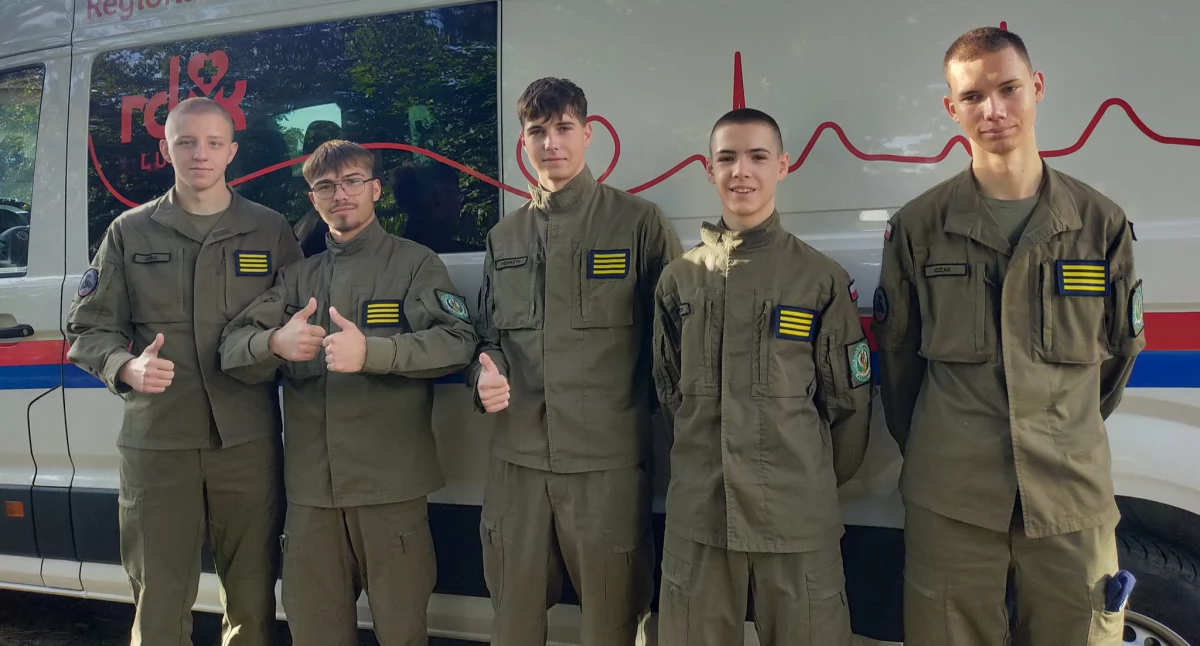 Kadeci od Kickiego ratują życie! Zespół Szkół w Sobieszynie promuje honorowe krwiodawstwo
