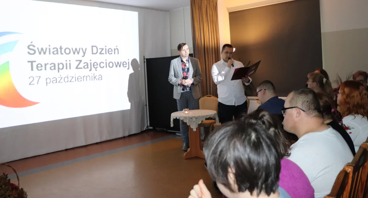 Warsztaty Terapii Zajęciowej w Rykach. Dzień Terapii Zajęciowej 2024 z pamięcią o 