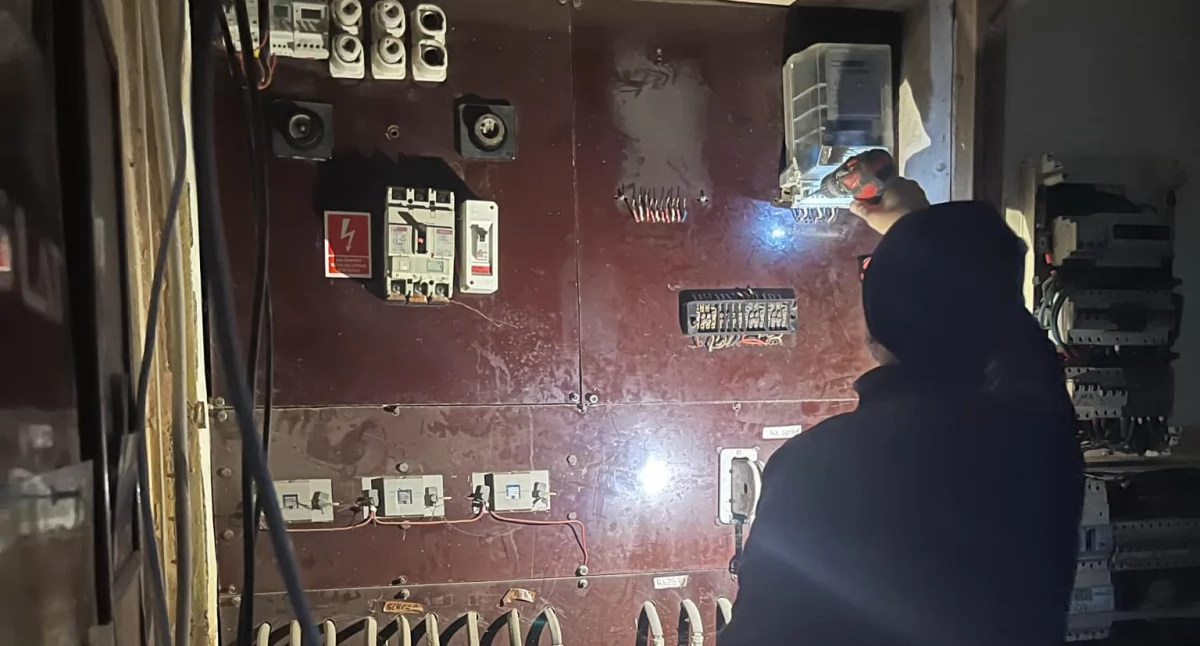 Po latach zaniedbań w Rykach: nowoczesna instalacja elektryczna i winda dla osób z niepełnosprawnościami
