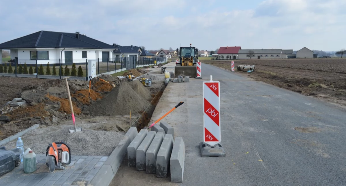 Przebudowa za ponad 11 milionów złotych! Droga Kłoczew–Jagodne–Gózd zyska nową jakość do czerwca 2025 roku!