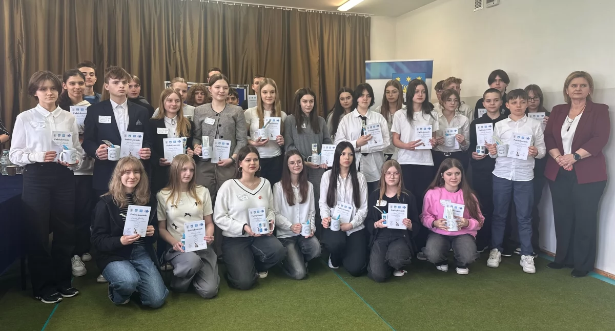 Najlepsi młodzi czytelnicy z powiatu ryckiego wyłonieni! Finał Olimpiady Czytelniczej 