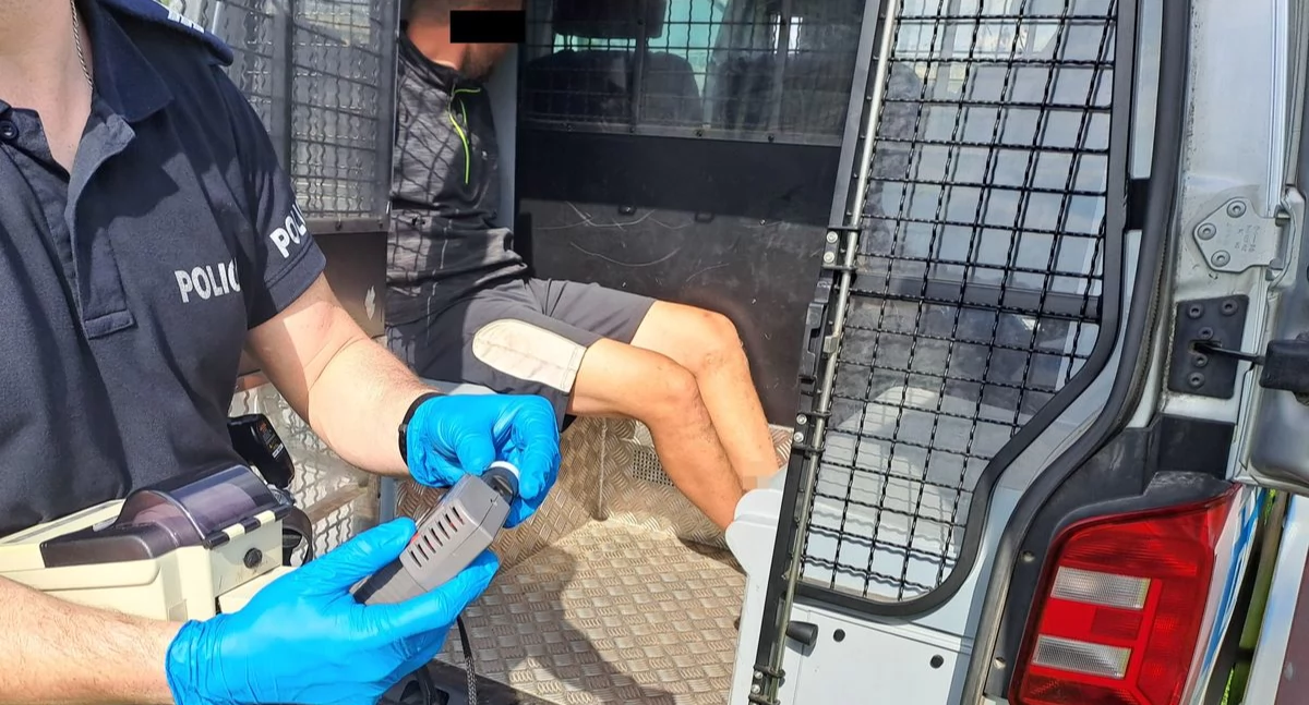 Skandal na drogach powiatu ryckiego! Zignorował dożywotni zakaz i jeździł z 3 promilami alkoholu we krwi – dwa razy w ciągu czterech dni!