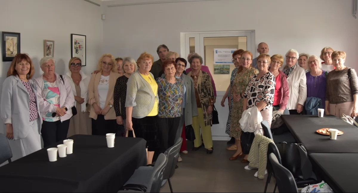 Eko edukacja w Dęblinie. Seniorzy i mieszkańcy uczą się, jak pomagać Ziemi