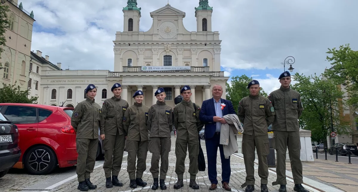 Wielkie widowisko patriotyczne – koronacja, defilada i historia na żywo z udziale uczniów Kickiego 