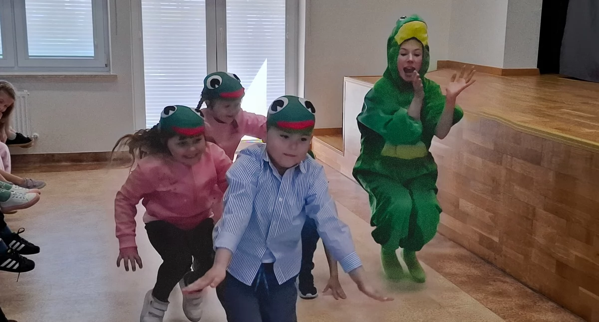 Magiczny świat teatru w Gminnym Ośrodku Kultury w Kłoczewie (FOTO) 