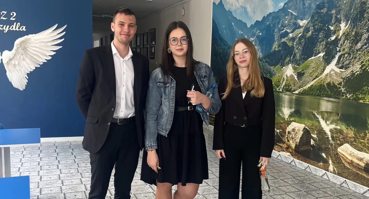 ZSZ nr 2 w Dęblinie na podium! Maturzyści i technicy z rekordową zdawalnością