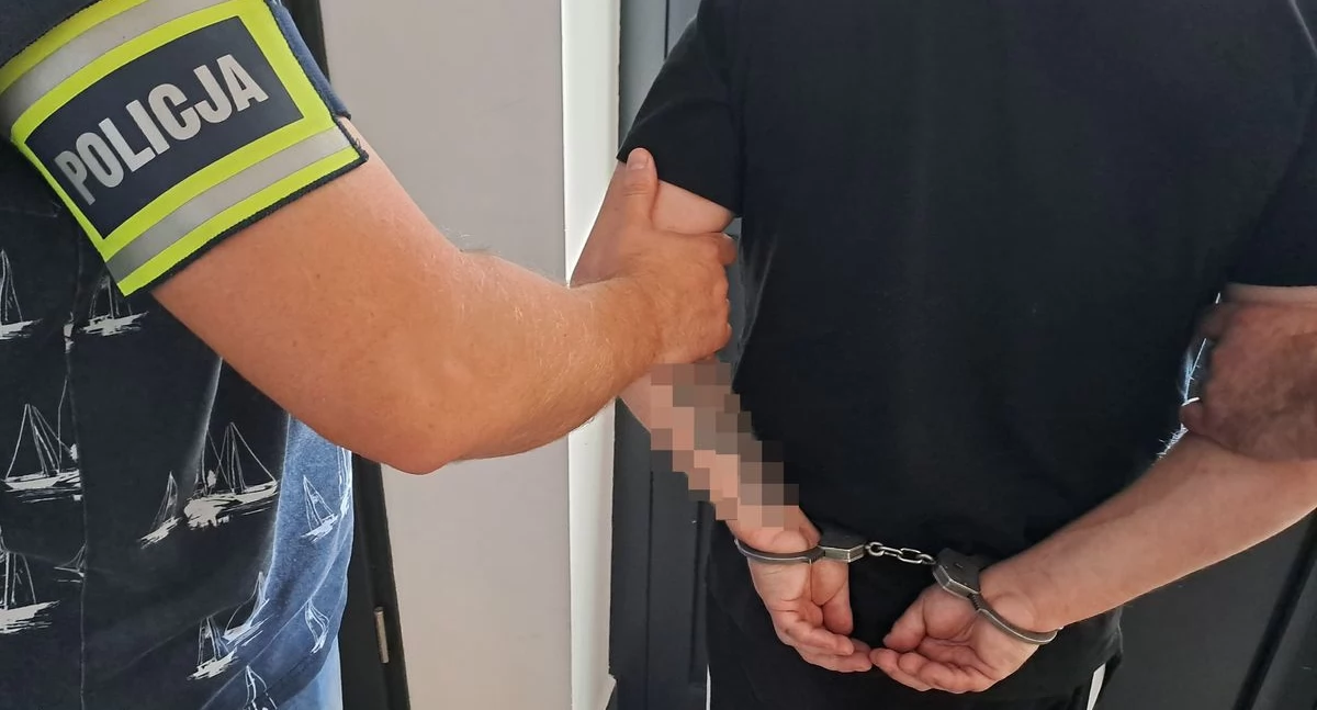 Tymczasowy areszt za domową plantację marihuany i produkcję bimbru. Policja z Ryki działa skutecznie!