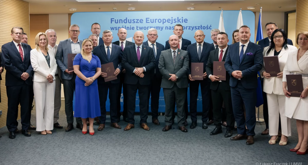 Miliony z Funduszy Europejskich dla Ryk. Nowe przedszkola, place zabaw i rewitalizacja centrum
