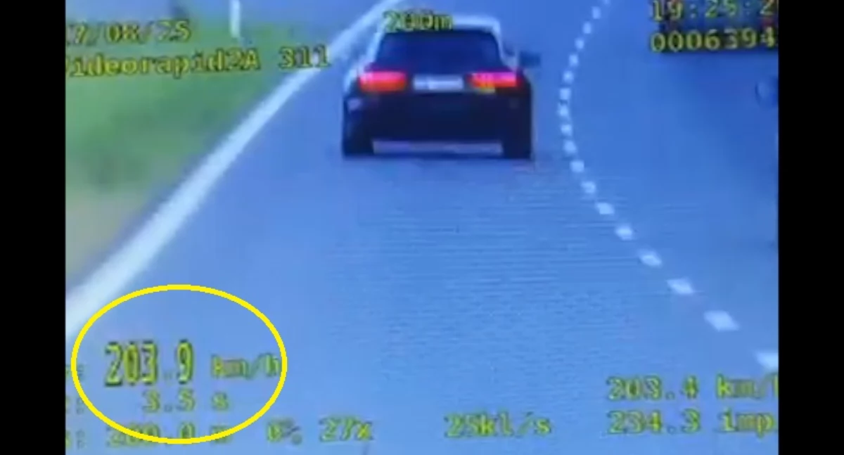Pędził 203 km/h na S17. 44-latek z Warszawy ukarany wysokim mandatem [WIDEO]