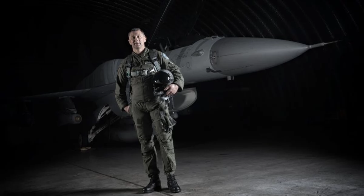 Pułkownik pilot Grzegorz Ślusarz spełnił marzenie Kamila Stocha
