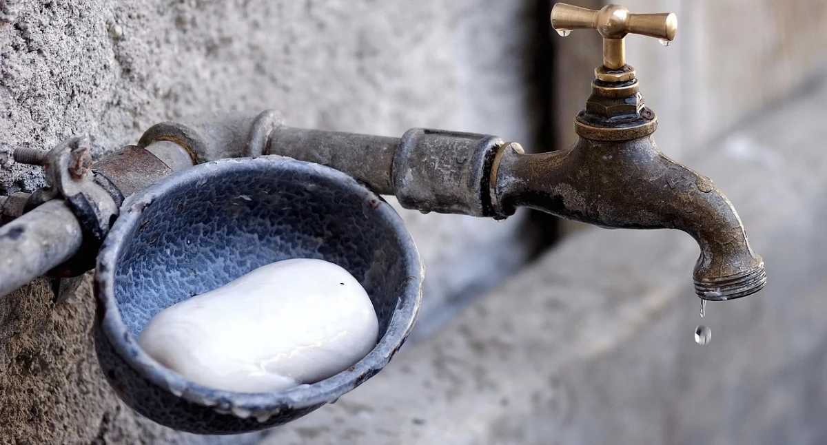 Uwaga mieszkańcy! Woda w Białkach Dolnych nie nadaje się do picia