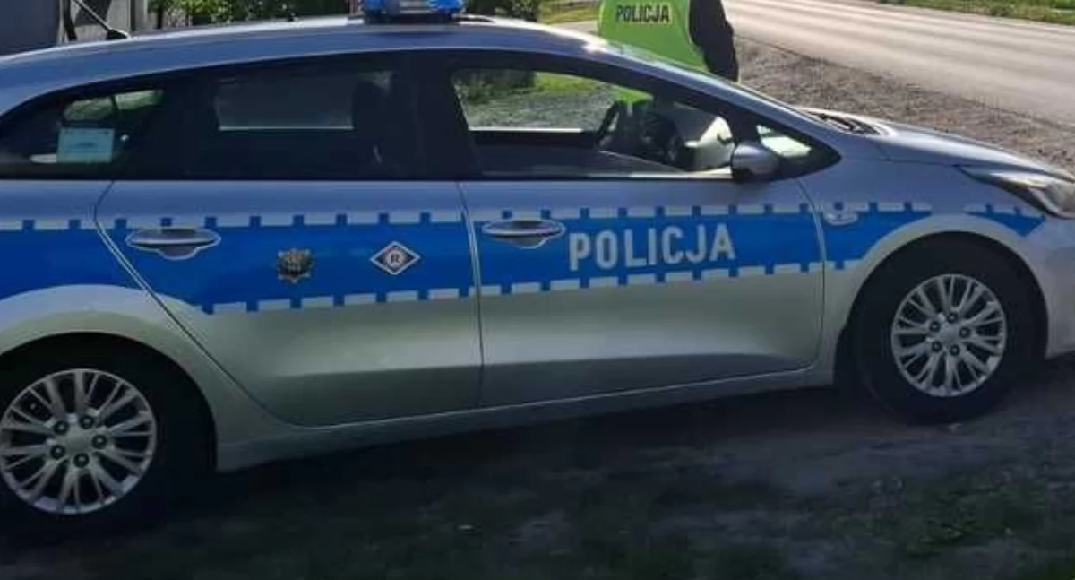 UWAGA! Zderzenie dwóch aut na DK48 w Trzciankach