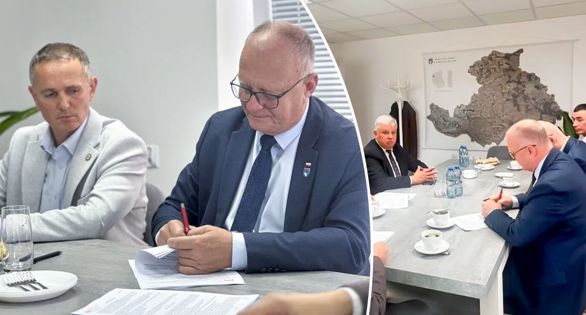 Będą nowe drogi! Powiat podpisał umowy na remonty w gminach Kłoczew i Nowodwór