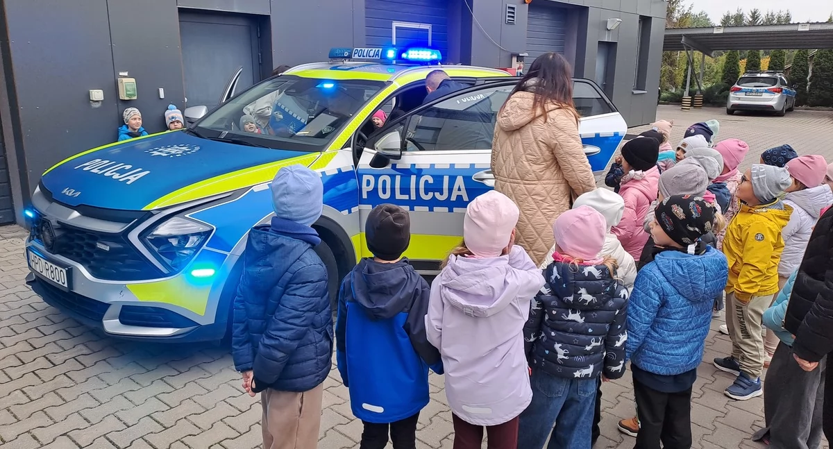 Przedszkolaki trafiły na komendę Policji