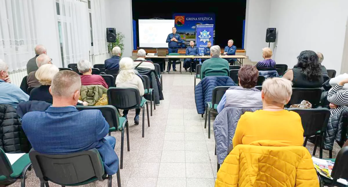 Seniorzy rozmawiali z policją o bezpieczeństwie