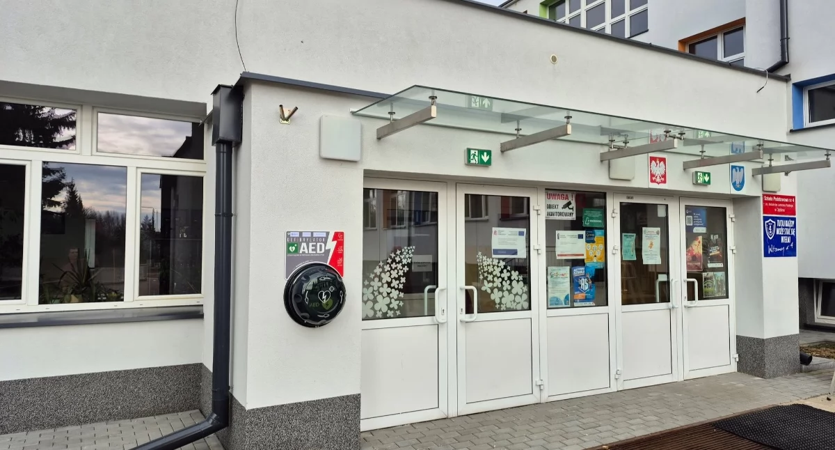 Jak używać AED? W Dęblinie odbędzie się praktyczne szkolenie