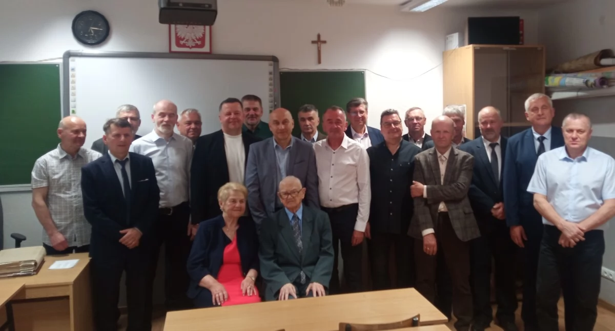 Spotkali się 40 lat po maturze