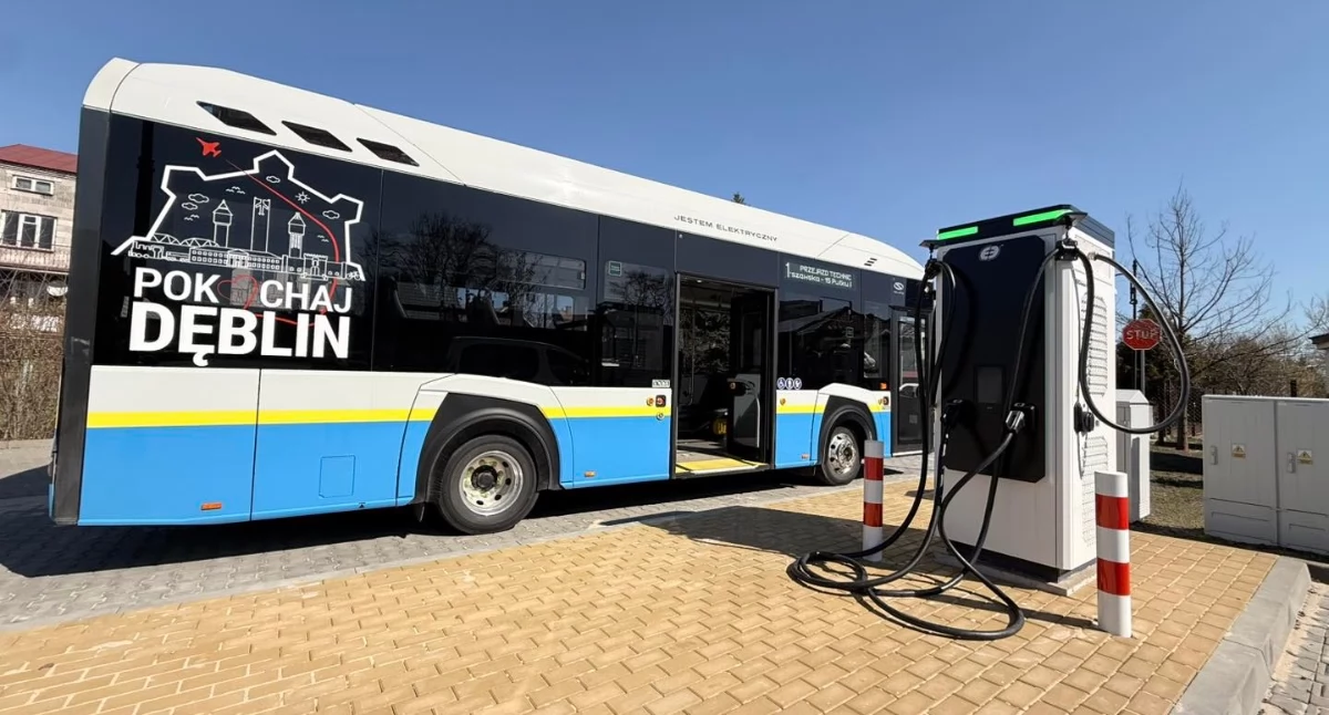 Nowy autobus w Dęblinie zepsuty po niecałym miesiącu. Pasażerowie linii 2, 3 i 4 bez niskopodłogowego taboru