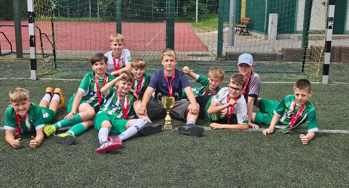 Młodzi piłkarze PSP 2 Ryki wicemistrzami Lubelskiego Wojewódzkiego Szkolnego Związku Sportowego