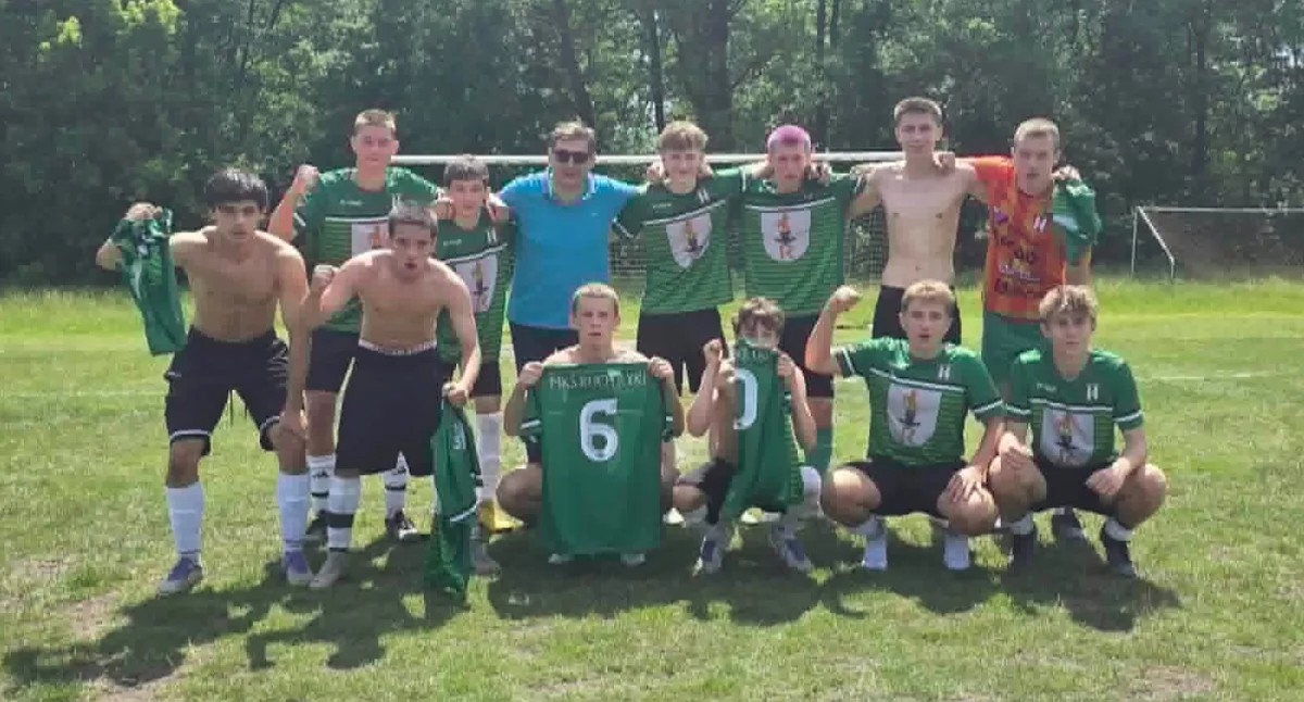 Ruch Ryki kończy sezon z przytupem. Juniorzy młodsi rozbili Stację Nałęczów 6:0