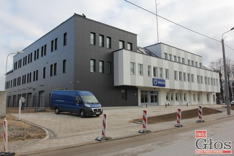 Policja przeprowadza się do nowej siedziby